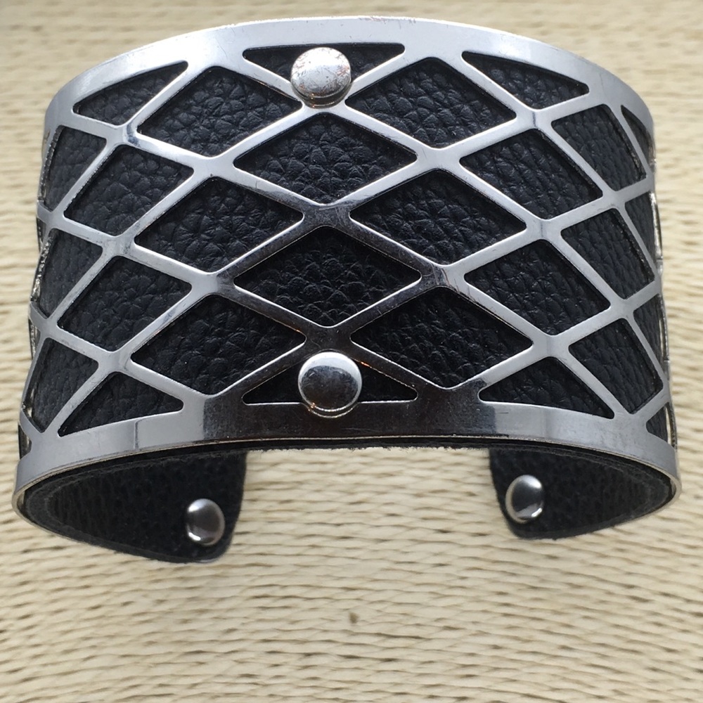 2/$15 Thick black and silver tone cuff bracelet